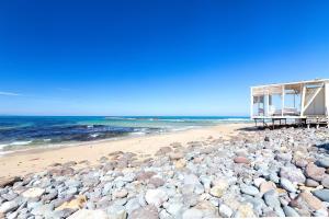 Giardino al mare Doma beach