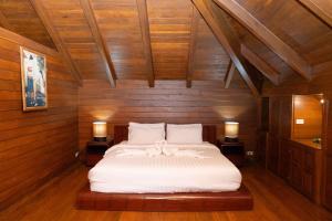 Stay At Lantana Mae Rim