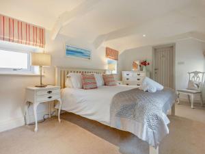 4 Bed in Port Isaac oc-44398