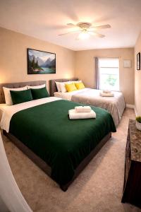 Grand DC Private Gathering Retreat 6BR Parking