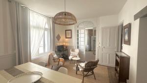 Jetez lAncre - plage 50m - Remblai - Cosy