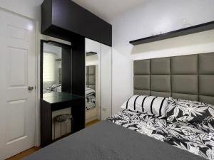 Victorian Charm, Modern Comfort - Near SM Batangas