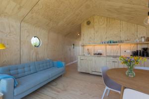 Welcome in - Wikkelhouse met grote tuin en 2 terrassen, Kon Emmaweg 6 Vrouwenpolder