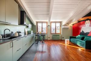 Attico 4to Piano Vicino Stazione Centrale