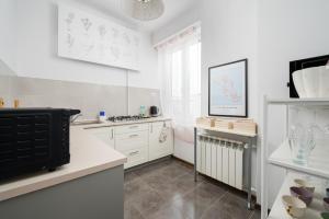 Marszałkowska Central Apartment by BookingHost