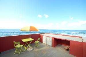 Derecha del Roque Surfhouse, Moya - Gran Canaria