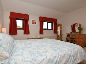 2 Bed in Bridport oc-dc162
