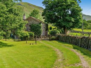4 Bed in Penrith oc-sz457