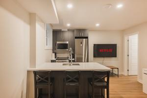 Renovated Comfy 3BDR in Downtown Montreal