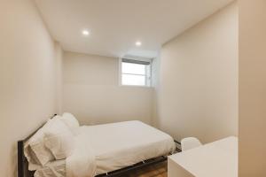 Renovated Comfy 3BDR in Downtown Montreal
