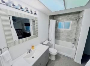 Huge Pool House on Bird Sanctuary