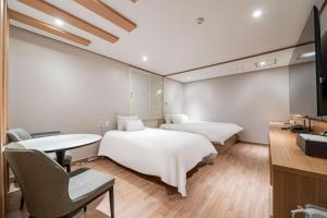 CENTRO HOTEL - 안양iT단지, 군포제일공단