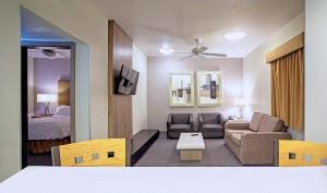 Holiday Inn & Suites Chihuahua Expo by IHG
