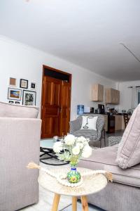 Shanzu 2 Bedroom Apartment with Pool and Beach Access Mombasa