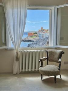 Elegant Seafront House, Direct Access - Salento