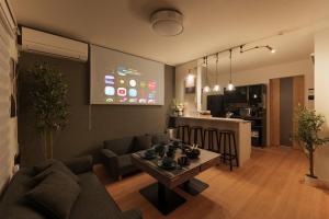 SNUGGLE2222 Fukuoka Yakuin 101