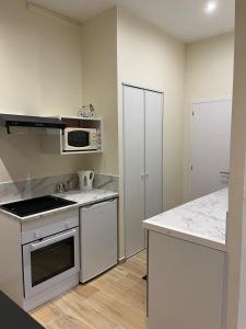 1BR Central Nice