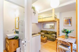 Studio cosy 5min à pied du Sanctuaire et Grotte