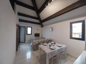 T3, 45 couchages, piscine, tennis et parking