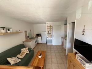 Appartement 4 pers avec Terrasse et Parking à Narbonne - FR-1-619-153