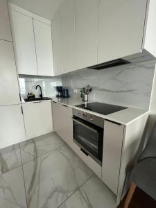 SKY TOWER Katowice l 18 piętro l Wanna z widokiem na miasto