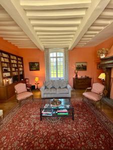 Grande Maison de Famille-Piscine chauffée-Tennis-Domaine de la Ferme de Mahomet