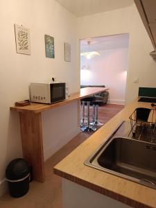 Appartement Refait a neuf avec accès au jardin , local vélo et Wifi