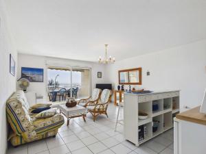 Appartement 3 pièces en bord de mer avec terrasse et parking, 6 personnes - FR-1-423-293