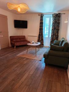 Appartement Refait a neuf avec accès au jardin , local vélo et Wifi