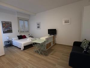Linate Airport Easy Stay