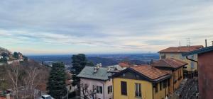 Brunate Funicolare Apartament