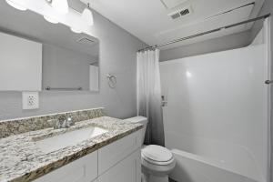 Charming 2-bedroom 1-bath with modern style appeal