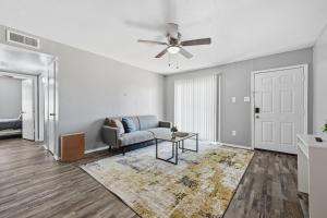 Charming 2-bedroom 1-bath with modern style appeal