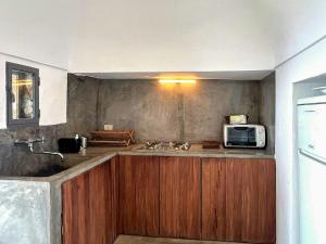 Romantic House Steps From The Sea In Pantelleria