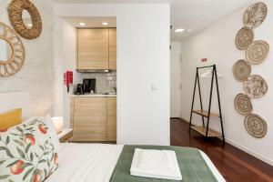 Largo das Flores Suites by Double Ninety Stays