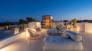 VACATION MARBELLA I Villa Fleur, Rooftop Hot Tub, Heated Pool, Sauna, Cine, GYM, Sea View, Close to The Beach