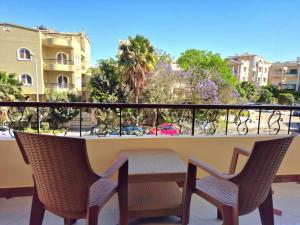 3BD Elite Residence in a Family House, New Cairo!