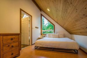 SURFERS GUESTHOUSE Tofino