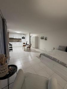 Studio Lakeview