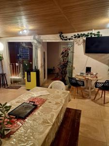 Rio de Janeiro, Estácio, Apartamento na cobertura com espaço gourmet e vista!