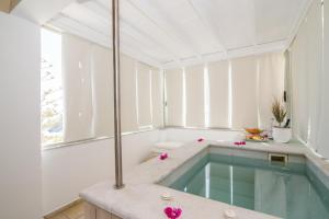 Antinea Suites Hotel & Spa Santorini Greece