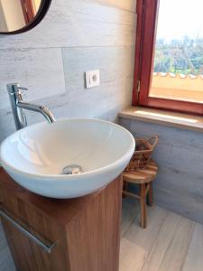 Casa Lydia Appartamento sul Lago di Bolsena con terrazzo e giardino