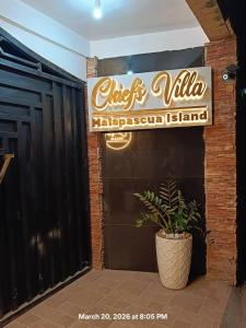 Chiefs Villa Malapascua Island Dorm with Hot Shower & Outdoor Kitchenette