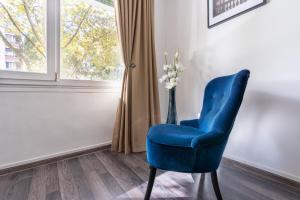 Bright & Contemporary 2BD Apartment