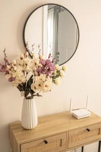 Noméa - Modern Apartment Aigio