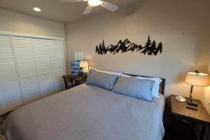 Dogs OK! Prime Spot Minutes 2 DowntownTrails!