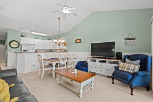 Word Tour Golf Resort , 2 BR Villa with Pool Access Near Broadway at the Beach