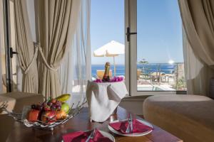 Antinea Suites Hotel & Spa Santorini Greece