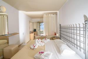 Antinea Suites Hotel & Spa Santorini Greece