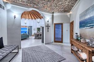 One of a Kind Beachfront Home Estrella del Mar